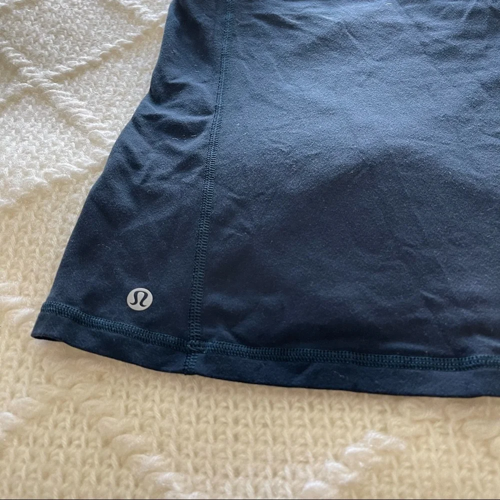 LULULEMON  Dark Navy Racerback Mesh‎ Athletic Top
